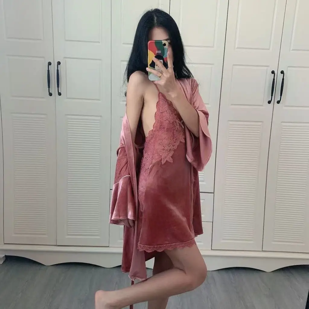 澄澈性感睡衣女款秋冬高级感蕾丝吊带睡裙睡袍