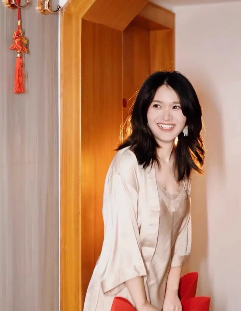 [lingsang]睡裙女春秋夏性感冰丝火辣薄款高级感纯欲风蕾丝吊带睡衣