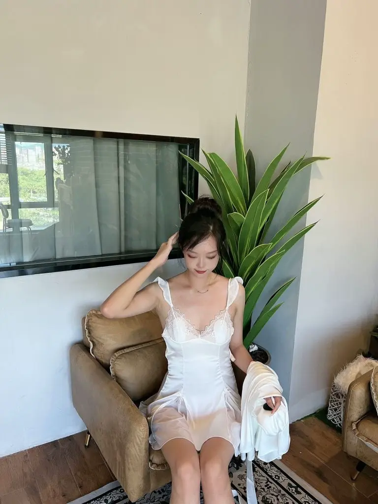 Charming微醺小姐带胸垫性感睡衣女纯欲风薄款蕾冰丝睡袍吊带裙