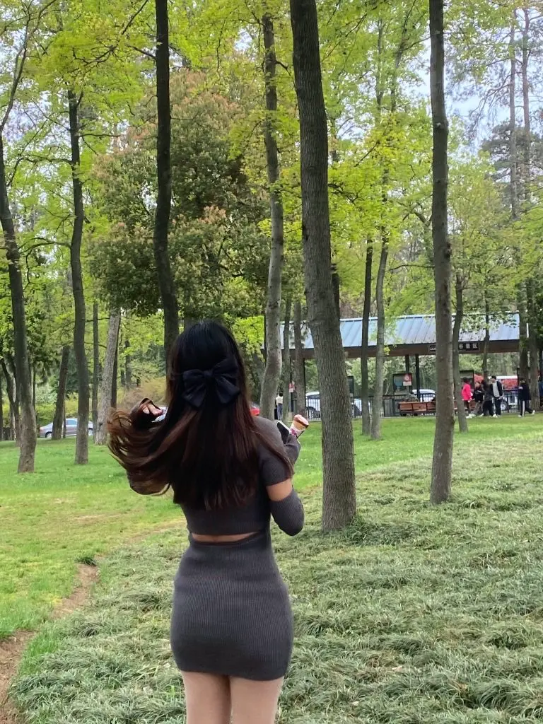 [梦丽萝]甜辣风修身显瘦纯欲辣妹连衣裙子女秋冬小个子高级感针织包臀短裙