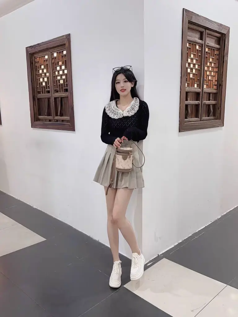 [博耀浪]秋冬真皮透气板鞋内增高小白鞋女10CM8CM6厚底松糕休闲运动老爹鞋