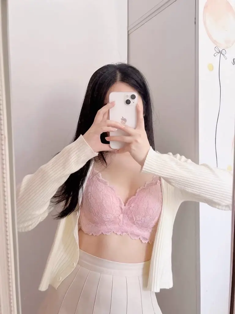 都市丽人花卉手掌杯小胸聚拢显大舒适软支撑立体提拉性感蕾丝文胸