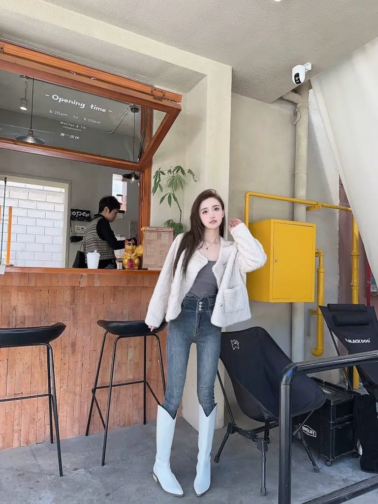 [拉夏贝尔LaChapelle]水泥灰加绒加厚小脚牛仔裤女秋冬高腰排扣设计铅笔裤