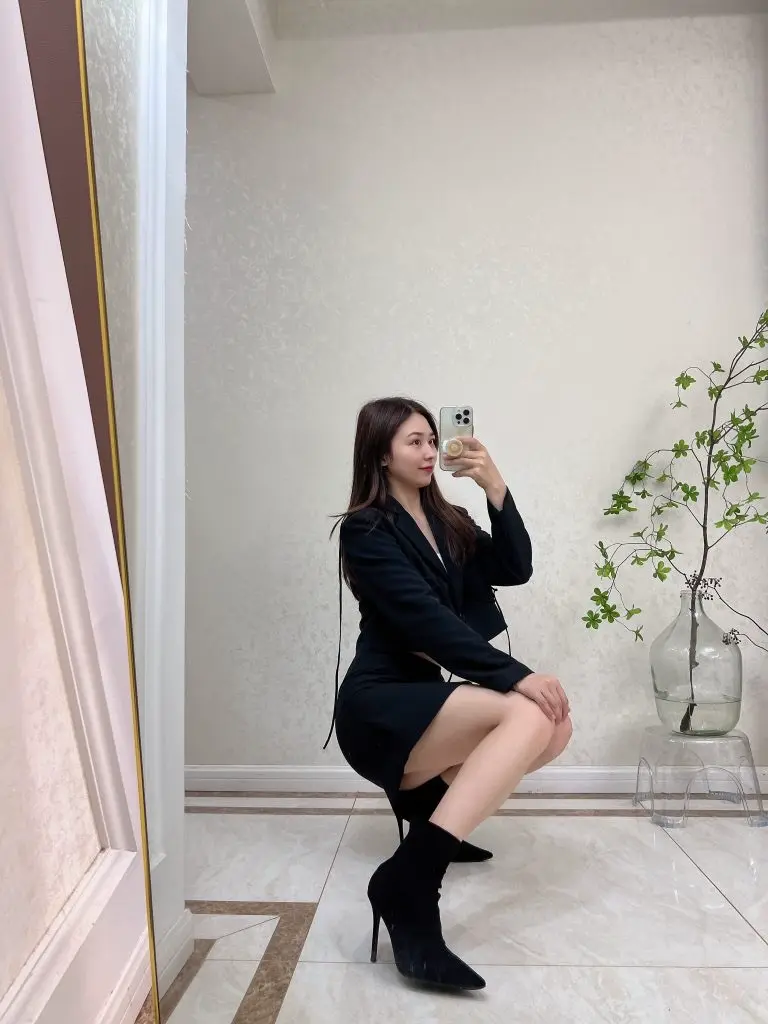 [JIER纪儿]冬季尖头黑色单靴子细跟百搭高跟短靴气质弹力瘦瘦靴女