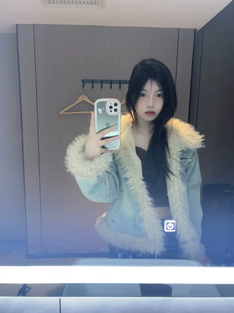 早春辣妹款修身显瘦chic针织衫美拉德穿搭今年流行的内搭上衣