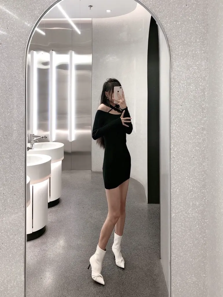 [盈致]小跟法式白色秋冬尖头高跟鞋细跟靴子女短靴小个子后拉链