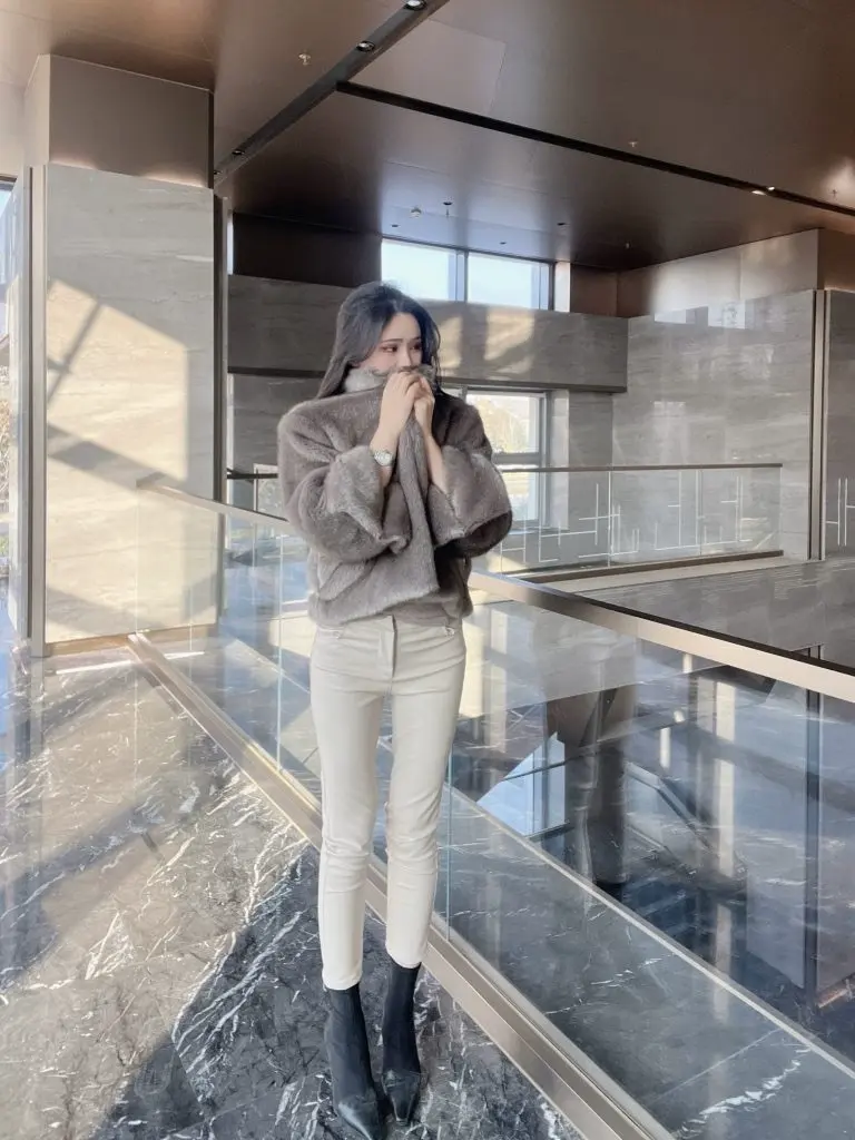 [Chill巧儿]冬天的超模皮裤 韩国磨毛奶茶色弹力紧身九分小脚裤女