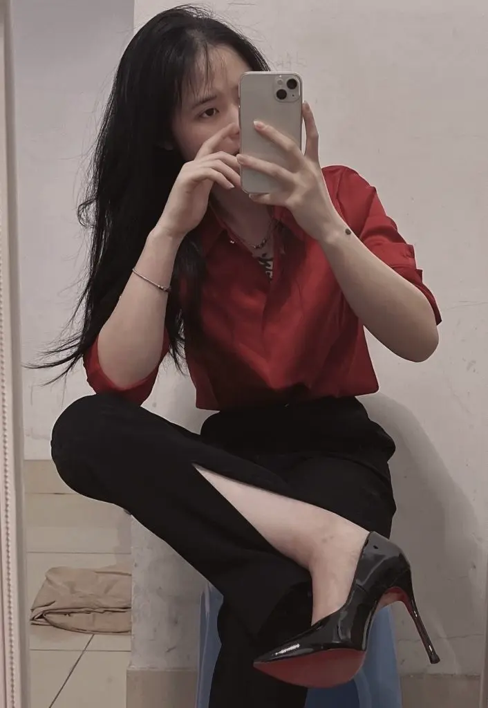 [匠约]春秋漆皮黑色细跟尖头超高跟鞋女职业性感12cm红底单鞋