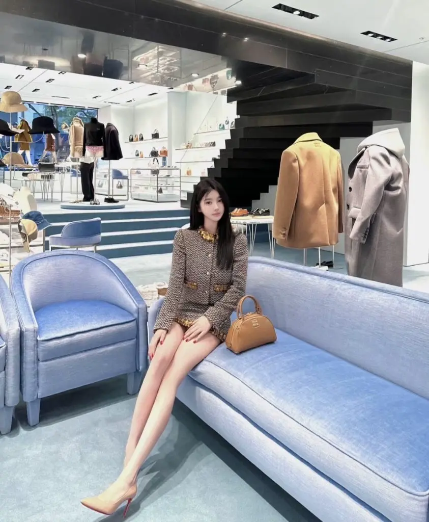 [陈小凡]裸色侧空高跟鞋简约性感漆皮单鞋女浅口尖头细跟红底鞋秋冬