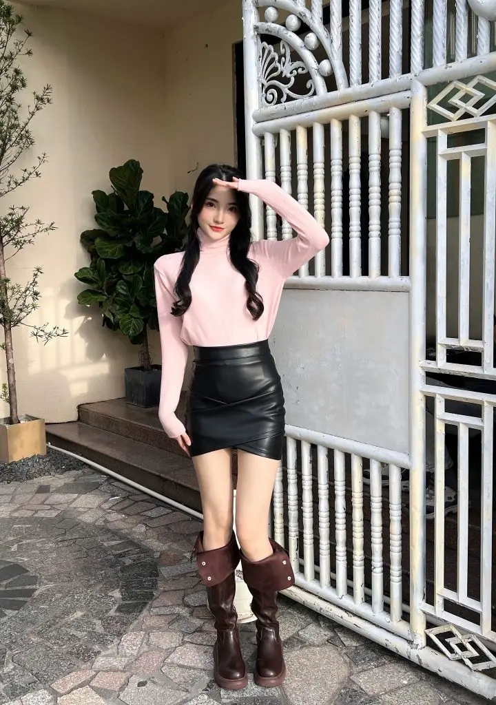 [奶油蜜桃酱]黑色紧身包臀皮短裙女秋冬韩版高腰显瘦短款半身裙一步裙