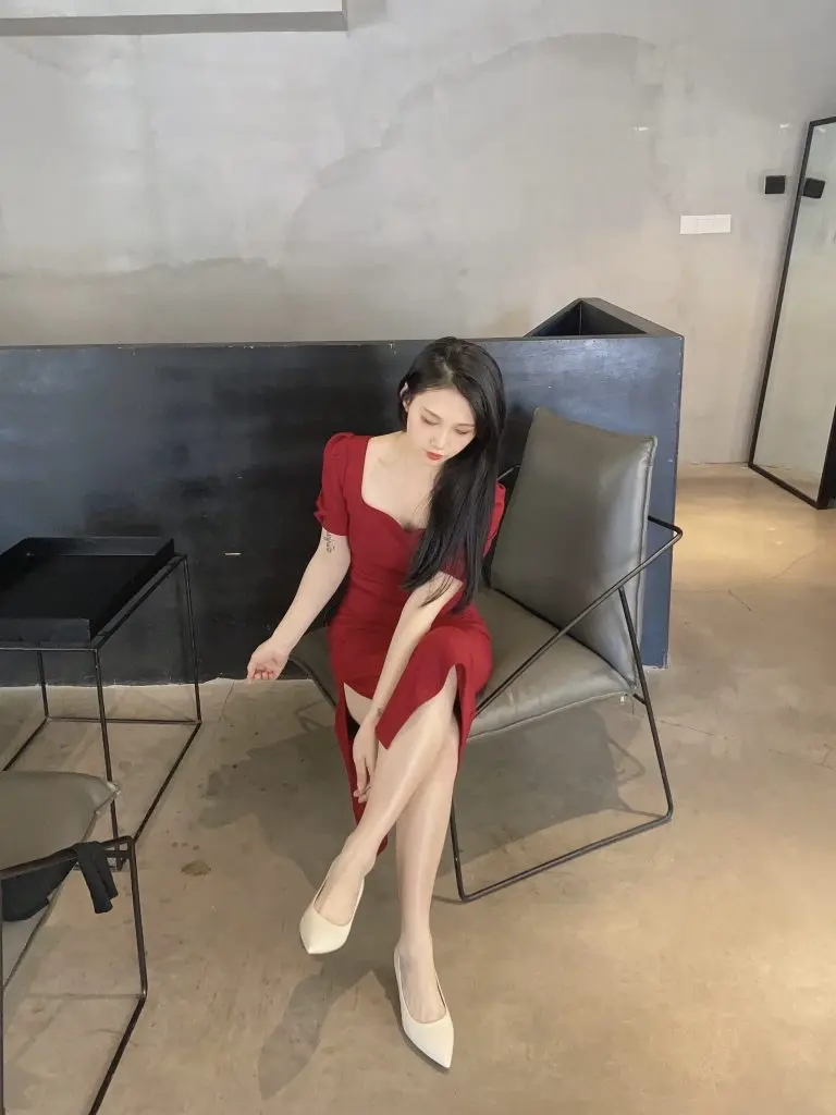 [思加图Staccato]春季Melody高跟鞋通勤裸色尖头细跟单鞋ED353AQ4