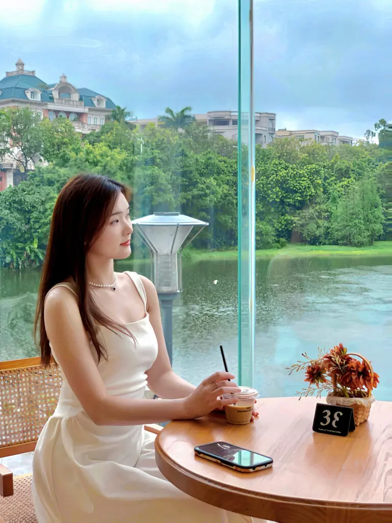 [从一时刻Timeless Collection]白色吊带连衣裙女方领法式收腰小众领证长裙子