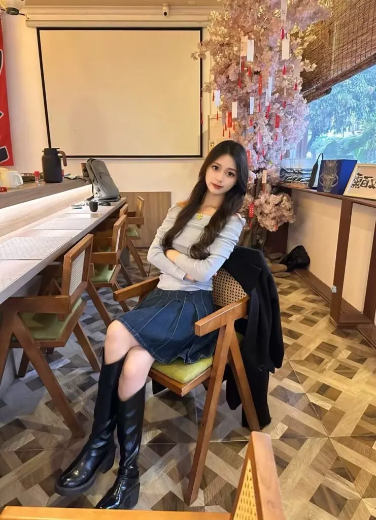 [曾小咸HADDGISYSTUDIO]纯欲氛围感 法式甜美一字肩上衣女温柔修身显瘦针织衫