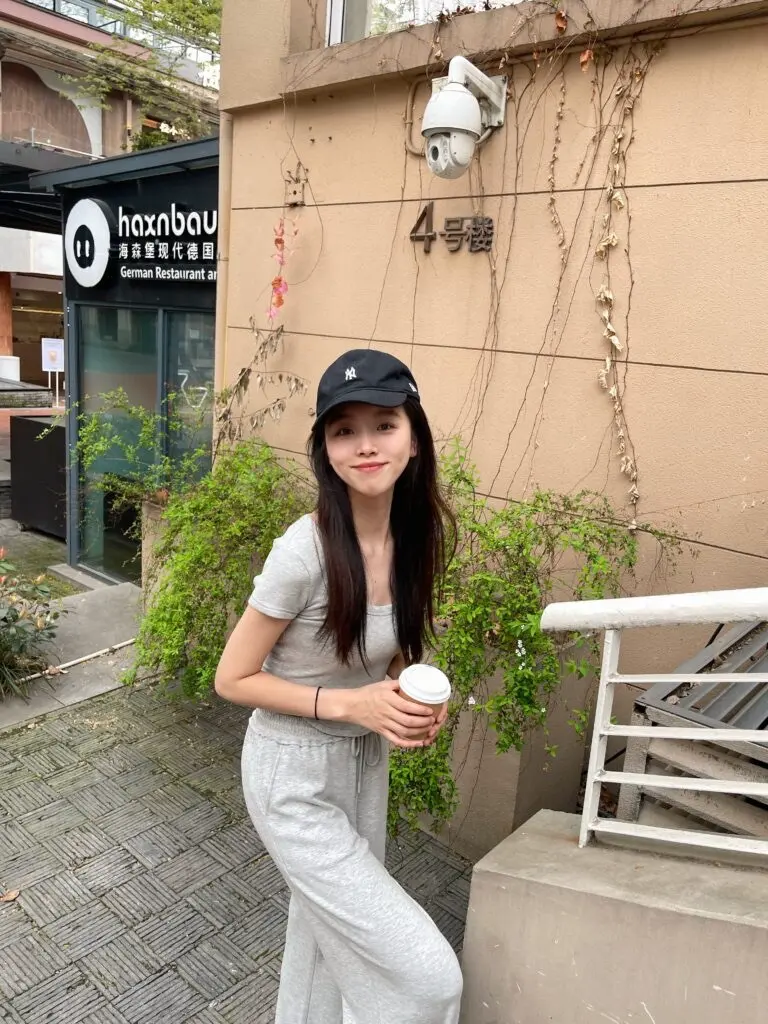 [Lilylikes Online]"lulu套装"Athflow双色磨毛连帽针织外套/背心T恤+抽绳阔腿裤