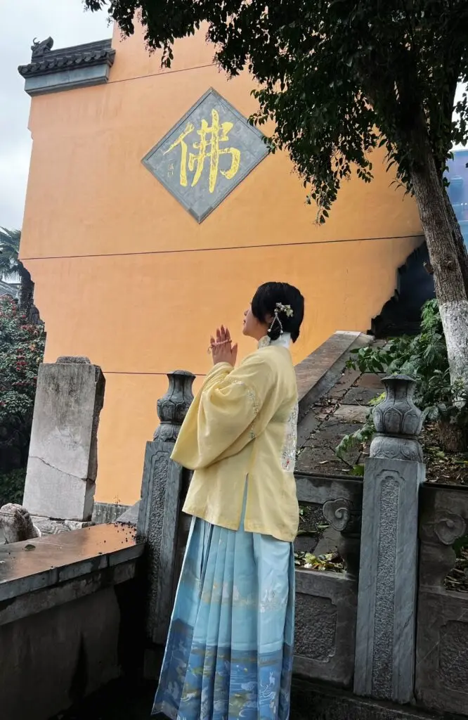 [重回汉唐]溶溶月竖领对襟袄马面裙套装明制汉服女款秋冬国风新中式