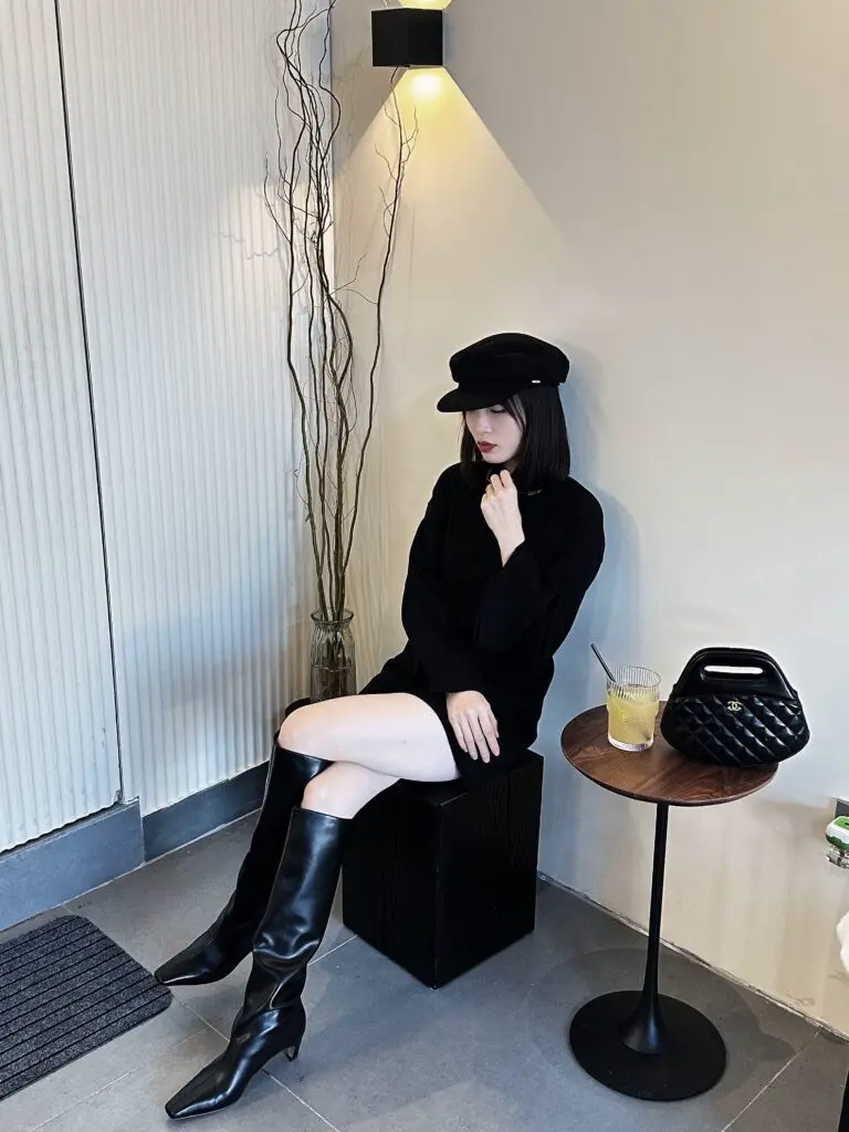 [美洋MEIYANG]黑鸢针织裙 摩登气质_高领喇叭袖直筒连衣裙