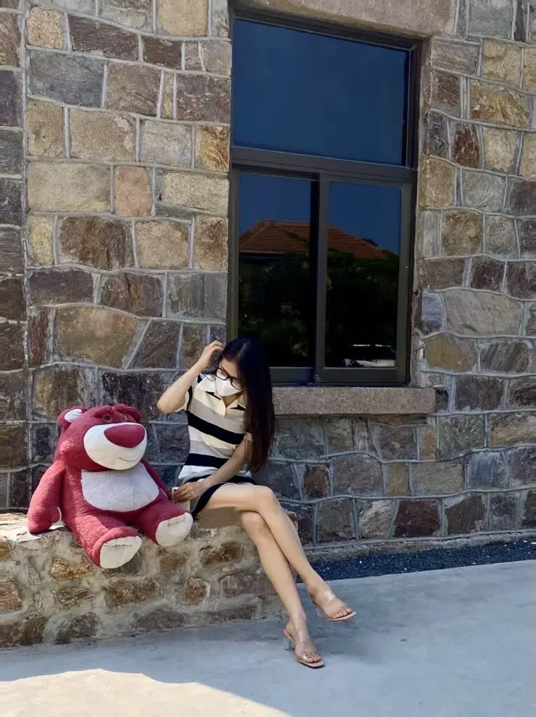 大叔家水晶透明高跟鞋女夏季时尚方头粗跟凉鞋