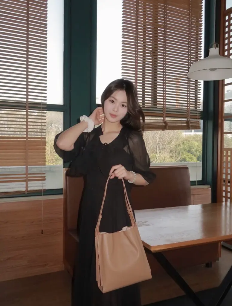 BAMPO半坡真皮单肩包女专柜同款大容量头层牛皮小众通勤水桶包