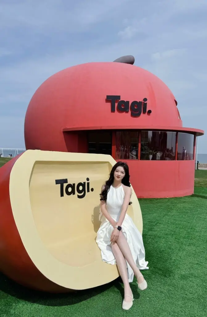 从一时刻【繁花】立体裁剪红色连衣裙女春中长款超大摆a字裙礼服