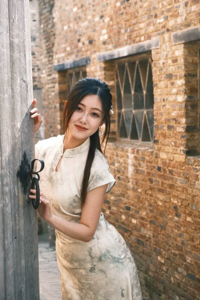 WTTAI万太太 绿色盘扣立领提花无袖连衣裙女春夏季新中式国风旗袍裙