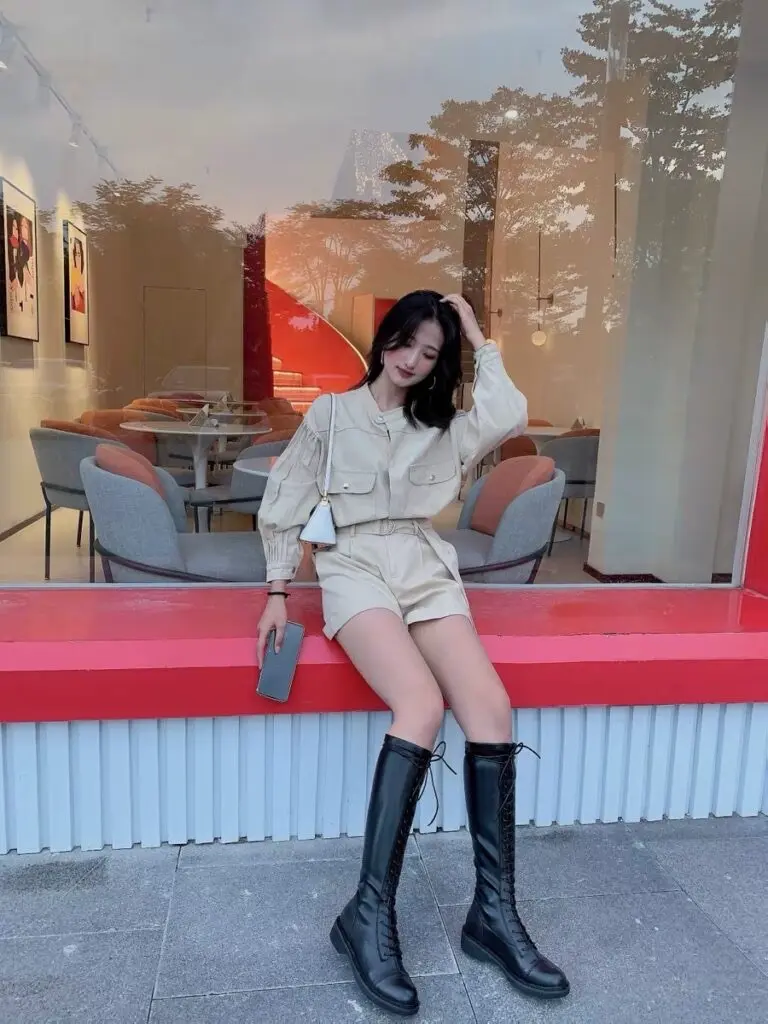 长筒靴女显瘦绑带马丁靴不过膝高筒英伦平底骑士靴