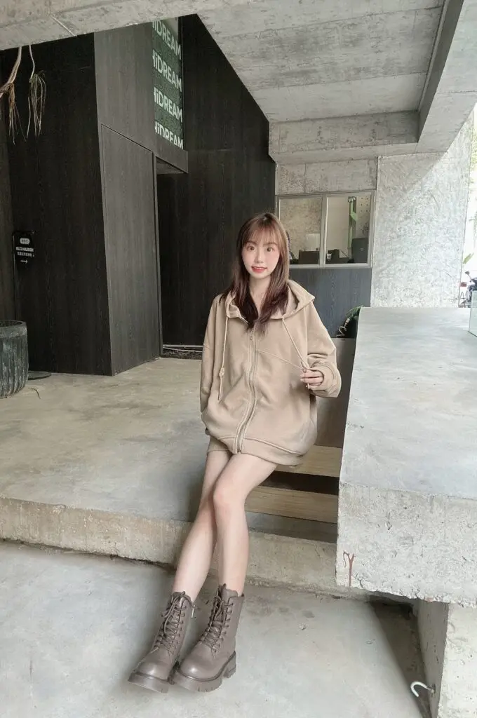 千百度厚底美拉德马丁靴百搭冬季加绒真皮户外工装靴增高女鞋