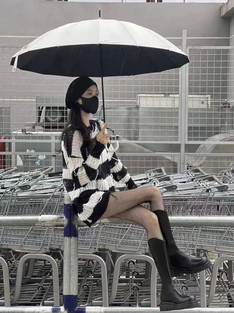 内增高9CM长筒靴女冬季瘦瘦靴显瘦小个子v口骑士靴长靴厚底高筒靴