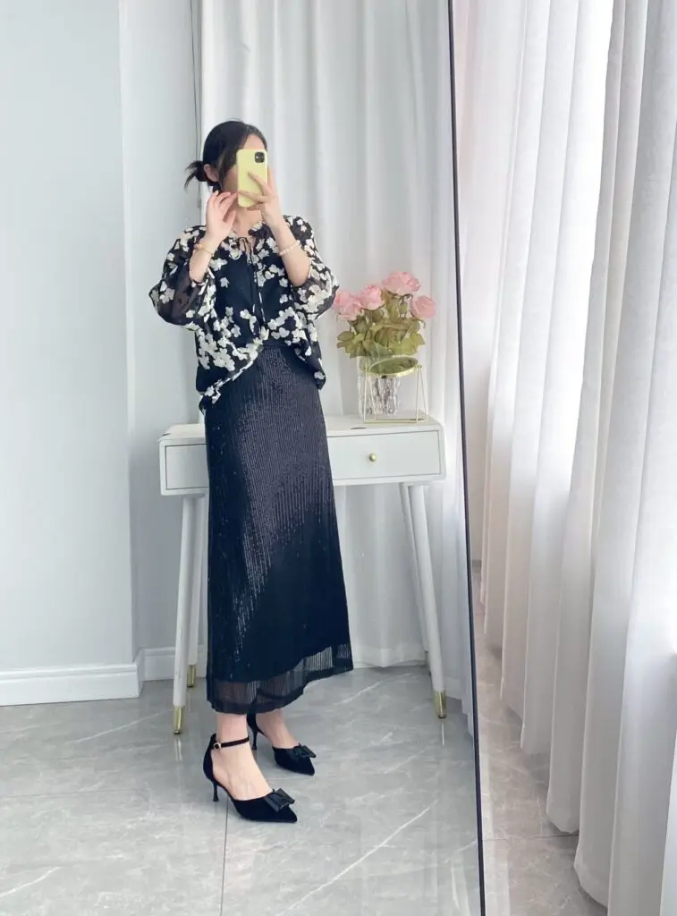 苏妃妃高级感尖头一字扣带高跟鞋女细跟气质中空鞋