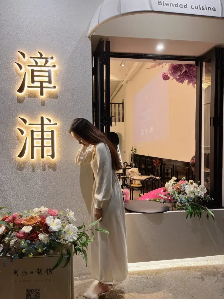 毛毛高跟凉拖鞋女时尚外穿百搭尖头细跟包头穆勒半拖鞋皮