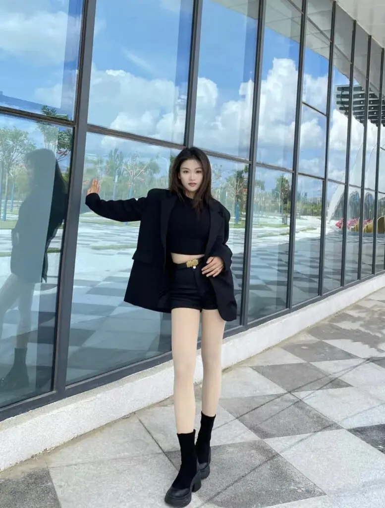 高跟马丁靴春秋单靴爆款厚底增高弹力靴粗跟黑色短靴