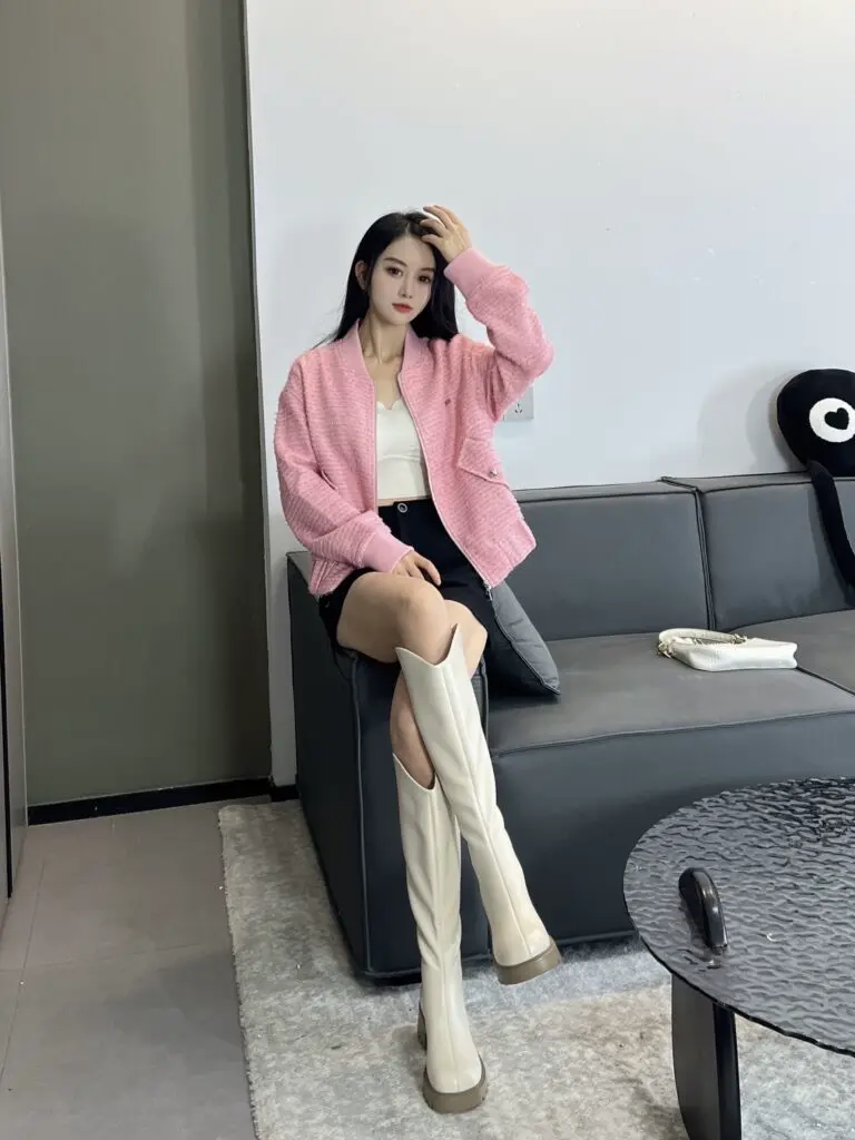 大东骑士靴女鞋高跟粗跟圆头后拉链厚底小轻靴D1149A