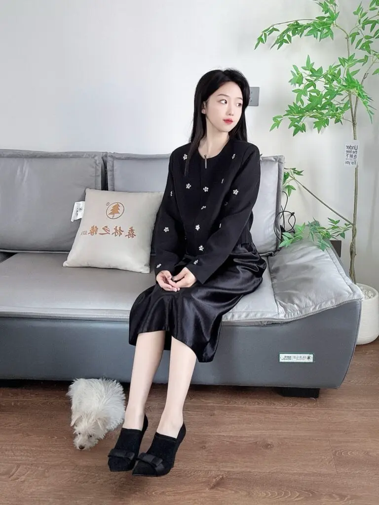 真皮黑色礼服设计感小众不累脚尖头细跟深口鞋女