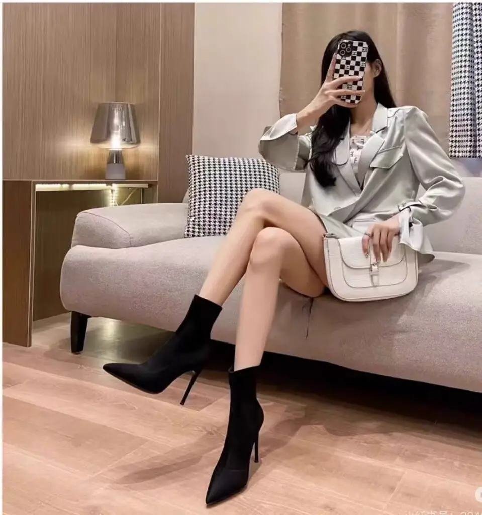 短靴女高跟细跟尖头黑色弹力瘦瘦靴百搭网红中筒单靴