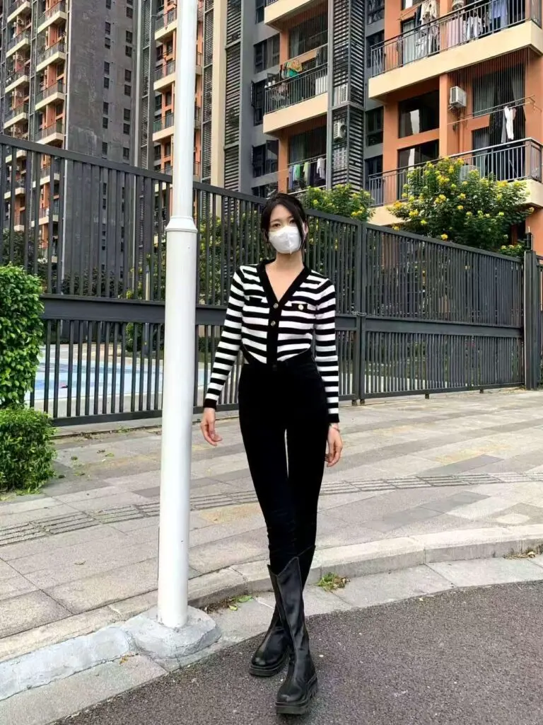 王幼珊黑灰色牛仔裤女紧身加绒显瘦高腰小脚裤子黑色