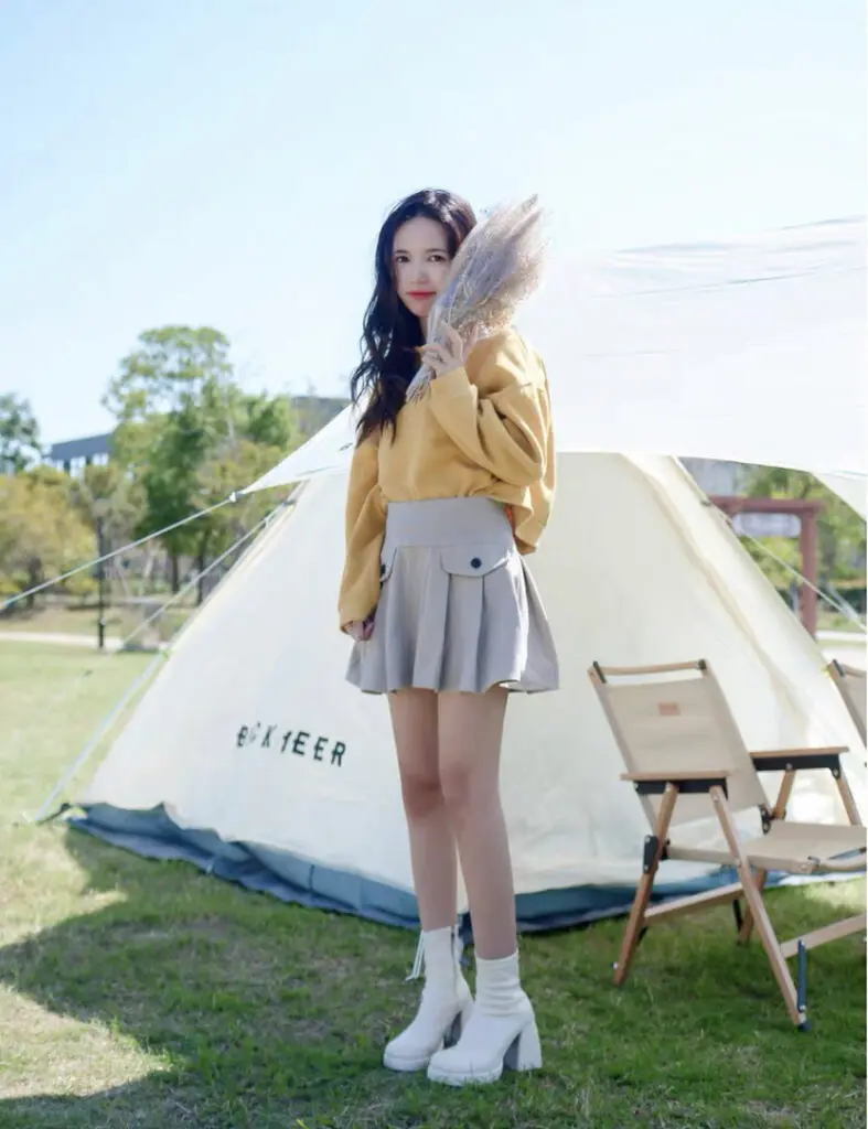 [梨小七]真皮高跟短靴女瘦瘦靴粗跟侧拉链弹力靴法式米白色马丁靴