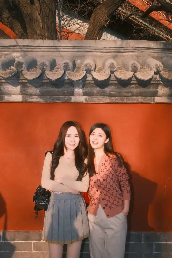 [欧小姐baby]韩系百搭低胸打底衫女内搭性感收腰紧身螺纹交叉深v领上衣针织衫