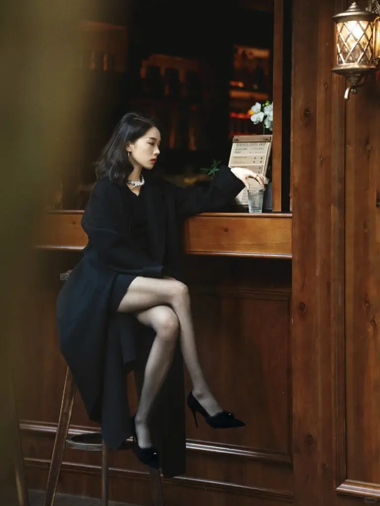 HOOV A/W小众原创水貂毛高跟鞋女细跟优雅尖头浅口单鞋