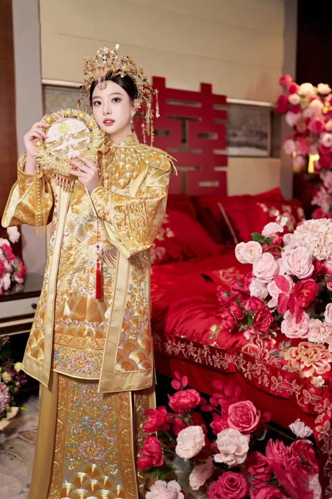 [老公我嫁]金枝玉叶 中式秀禾婚鞋金色新娘鞋婚鞋增高凤凰刺绣平底汉服婚鞋