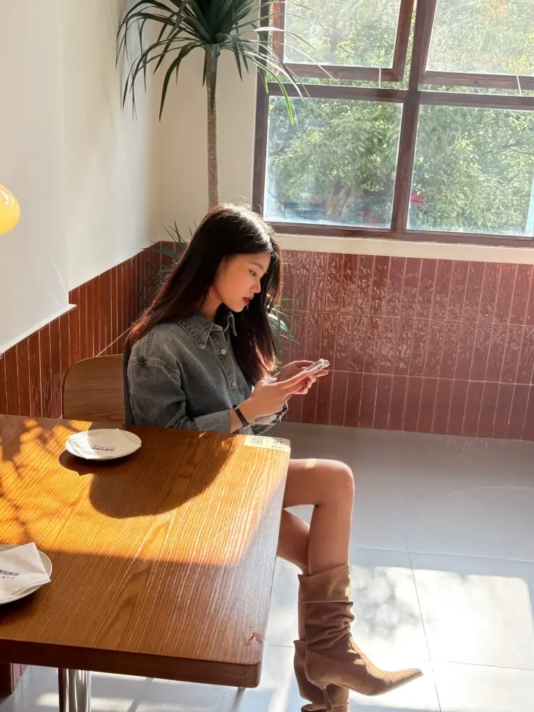 [混凝草女鞋]中筒骑士靴女细跟尖头短靴子显瘦高跟马丁靴堆堆靴