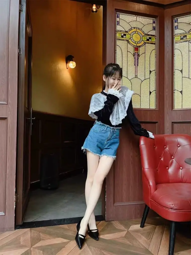 [达芙妮]尖头玛丽珍鞋高跟单鞋女气质高级不累脚黑色小皮鞋