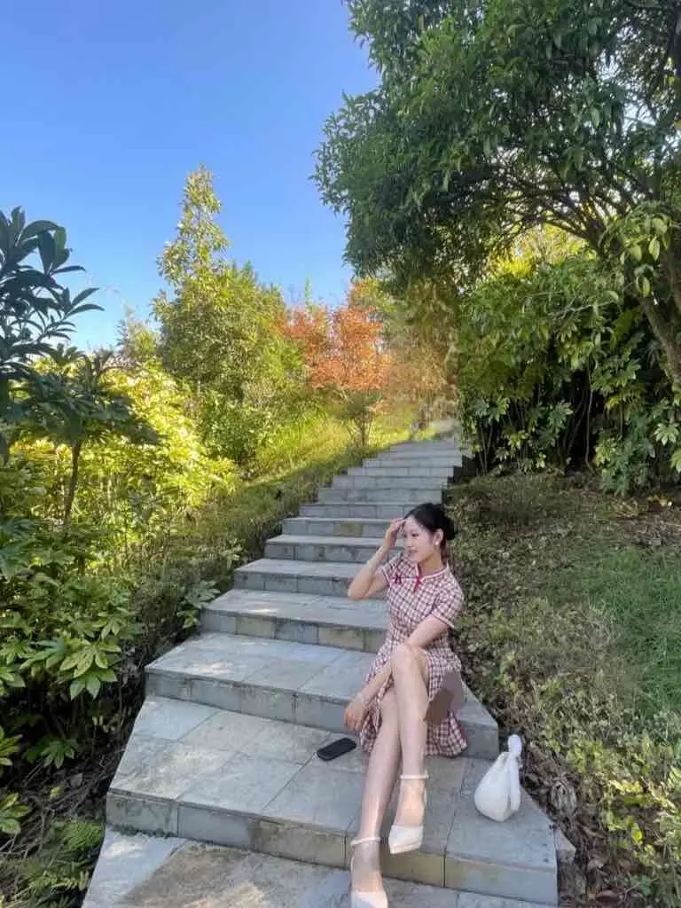 [盈致]绒面尖头裸色高跟鞋女一字扣中空浅口性感防水台凉鞋