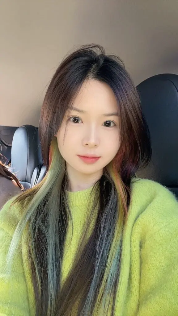 [丝发假发店]王心凌同款镭射金丝假发丝接发丝舞台造型彩色发丝跨境爆款挂耳染