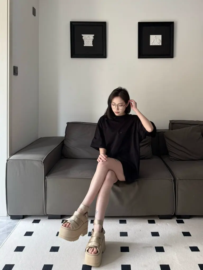 UGG夏季女士时尚舒适炫金系列厚底休闲凉鞋明星同款 1167431